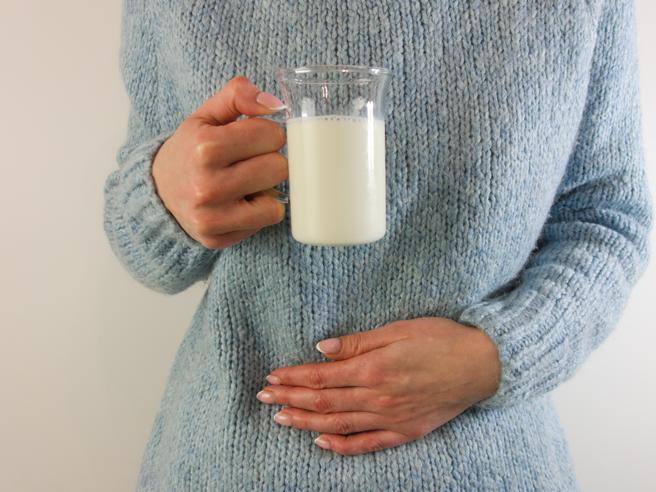 Comment reconnaître l’intolérance au lactose ?  Symptômes et tests à faire