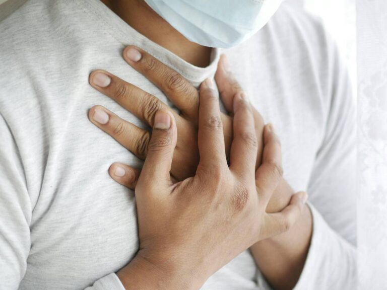 Crise cardiaque, 90 marqueurs sanguins prédisent le risque pour les mois suivants