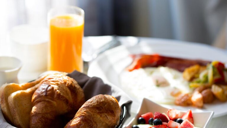 Le type de petit-déjeuner affecte les résultats scolaires des étudiants de la journée